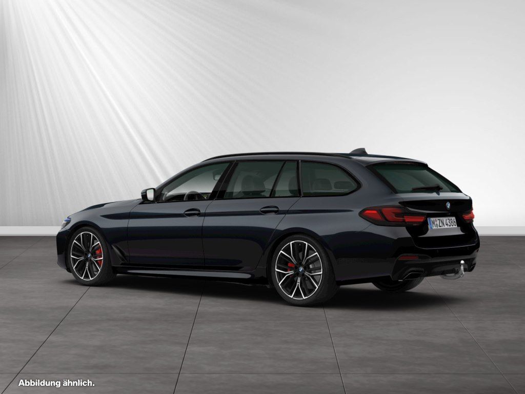 BMW 540 2023 г. Чёрный, пробег 36450 км