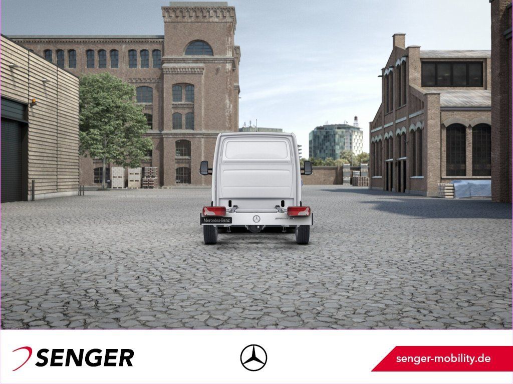 Mercedes-Benz SPRINTER 2021 г. Белый, пробег 56200 км