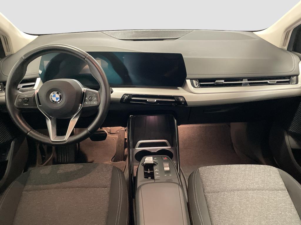 BMW 218 ACTIVE TOURER 2022 г. Белый, пробег 58671 км
