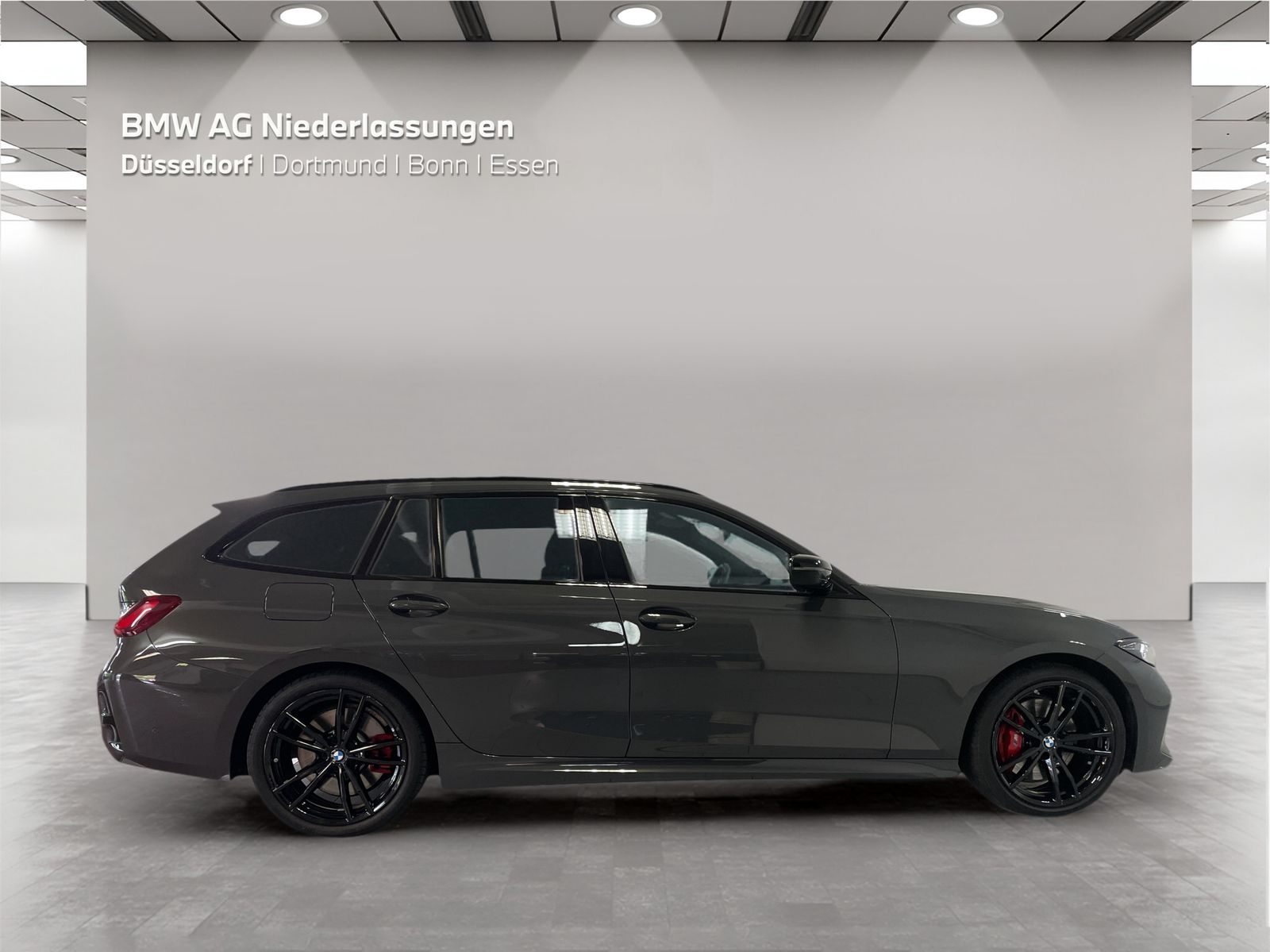 BMW 330 2023 г. Серый, пробег 57247 км