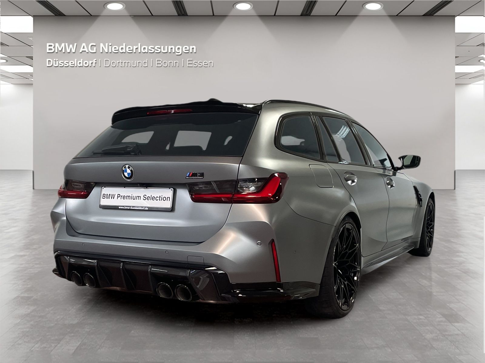 BMW M3 2023 г. Серый, пробег 37381 км