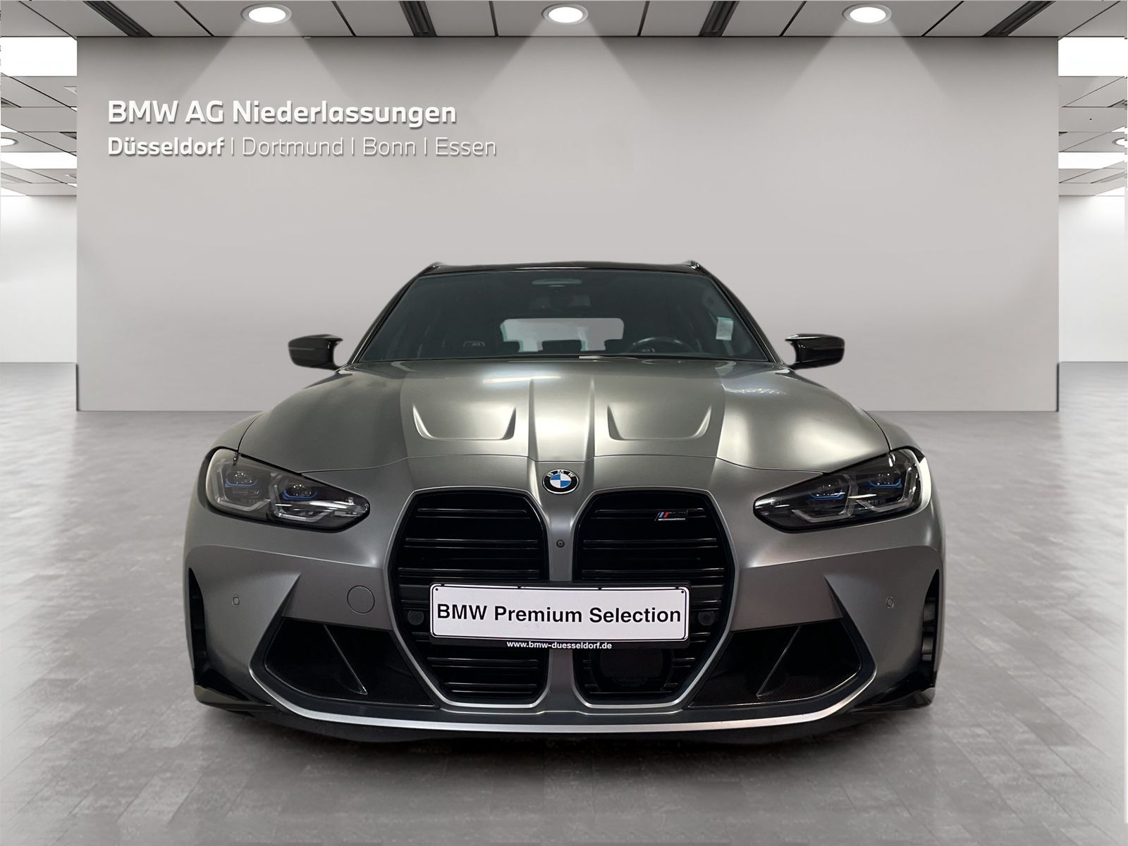 BMW M3 2023 г. Серый, пробег 37381 км