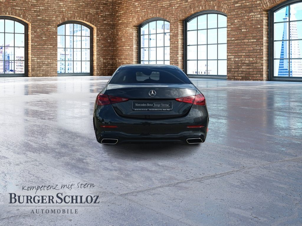Mercedes-Benz C 300 2025 г. Серый, пробег 15200 км