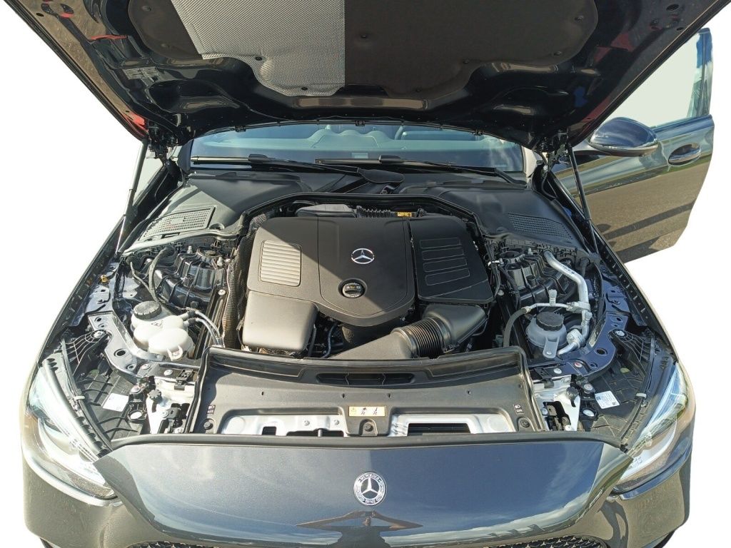 Mercedes-Benz C 300 2025 г. Серый, пробег 15200 км