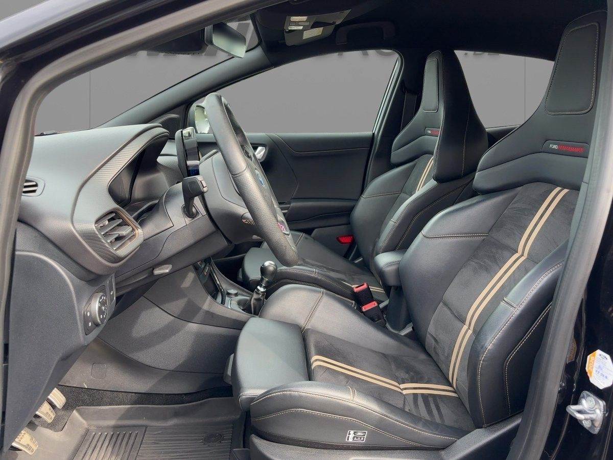 Ford Puma 2022 г. Чёрный, пробег 29170 км