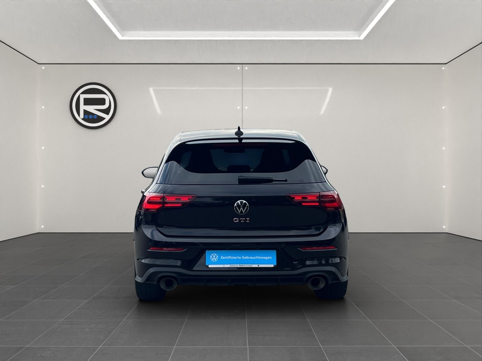Volkswagen Golf 2022 г. Чёрный, пробег 23754 км