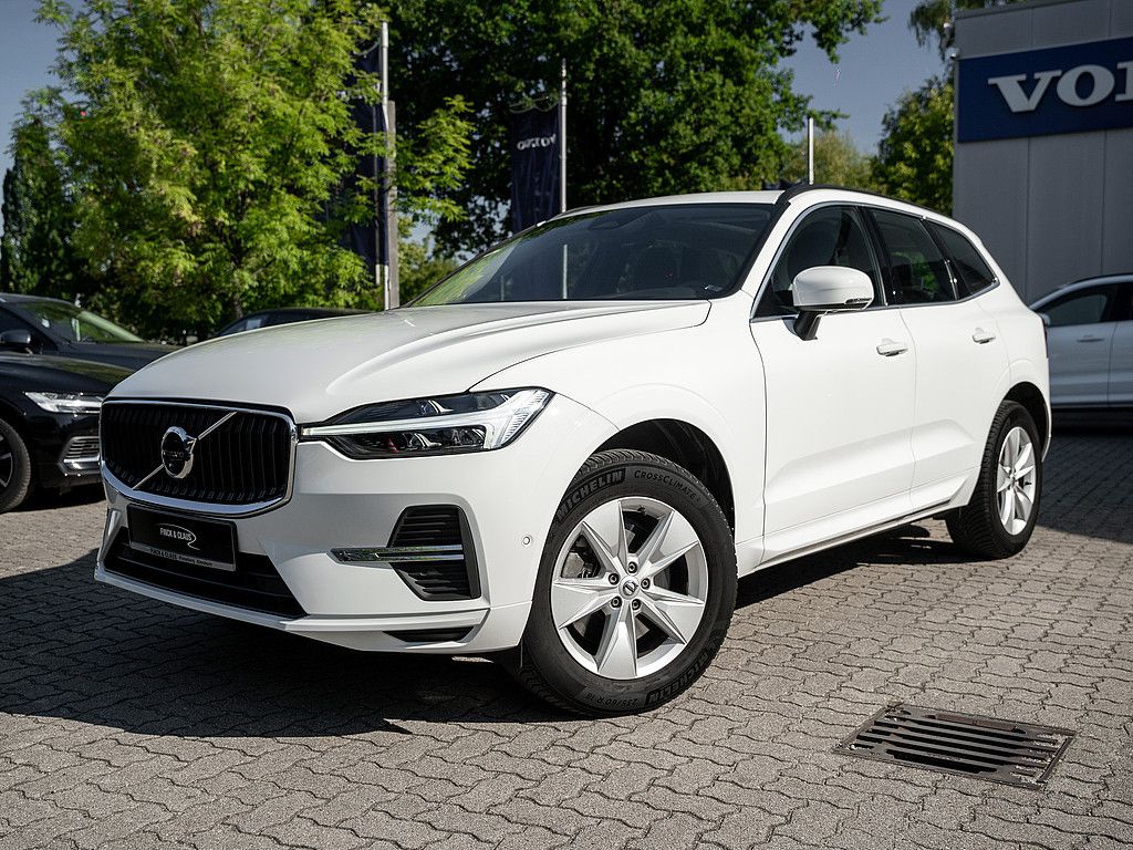 Volvo XC60 2022 г. Белый, пробег 41400 км