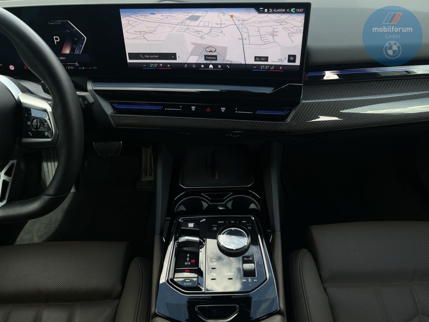 BMW 520 2025 г. Чёрный, пробег 17148 км