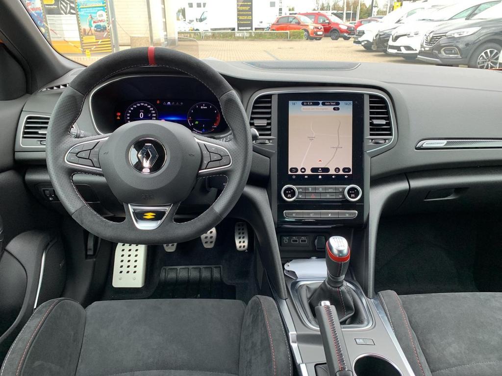 Renault Megane 2021 г. Оранжевый, пробег 31200 км