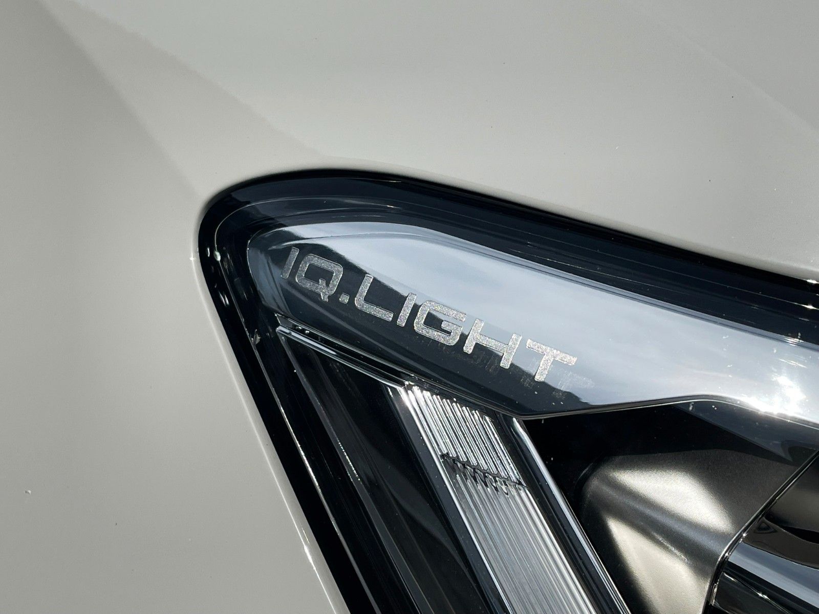 Volkswagen T-Roc 2023 г. Серый, пробег 53900 км