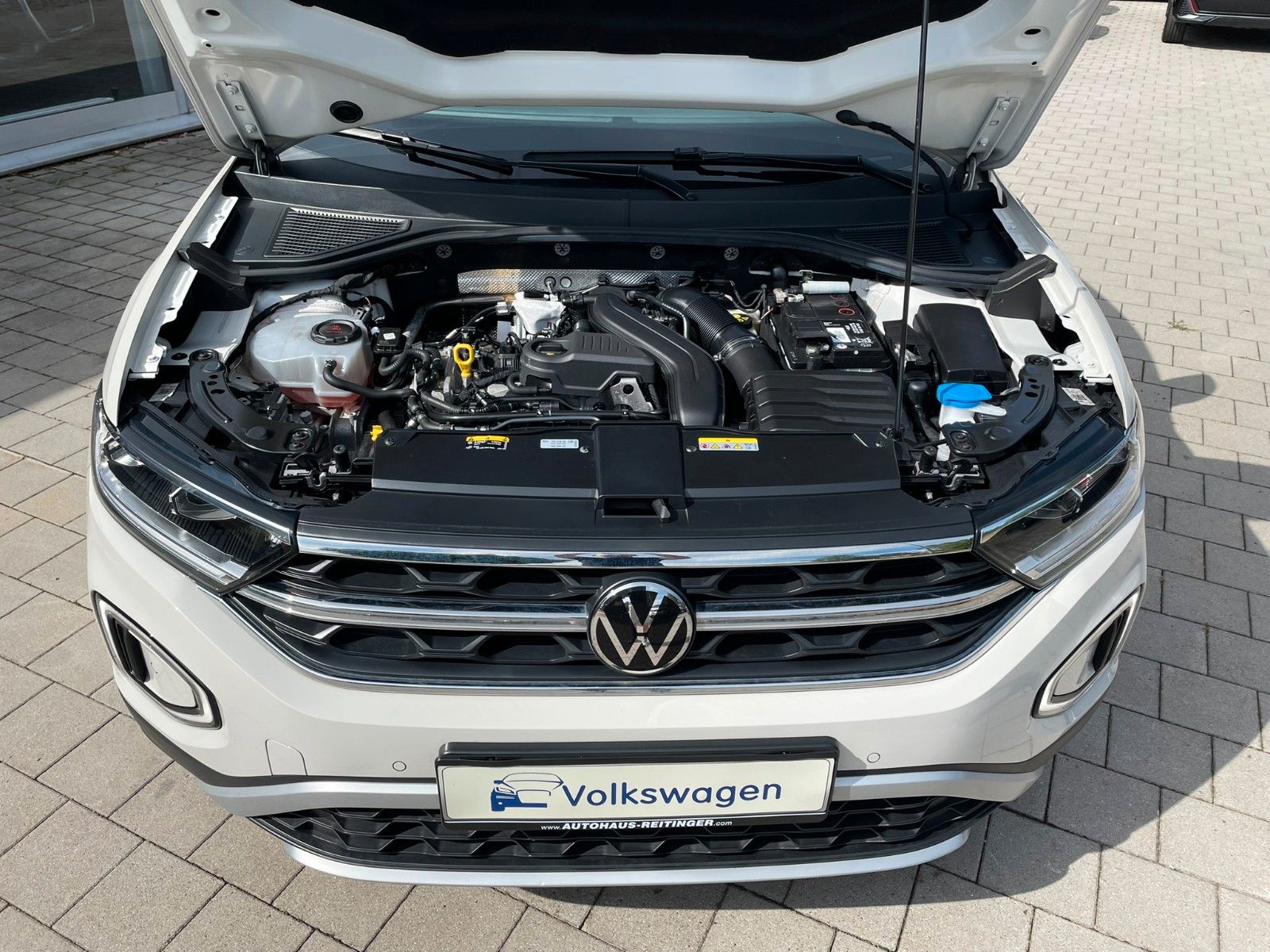 Volkswagen T-Roc 2023 г. Серый, пробег 53900 км