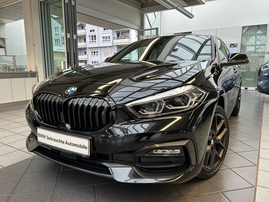 BMW 120 2022 г. Чёрный, пробег 53580 км