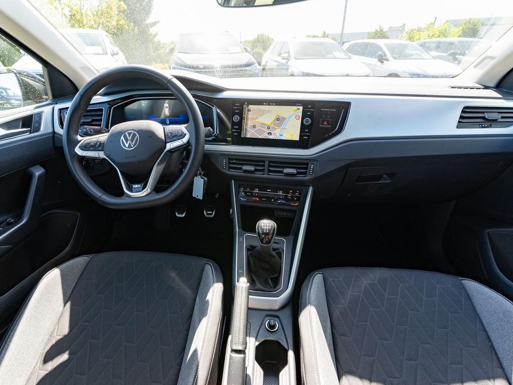 Volkswagen Polo 2025 г. Чёрный, пробег 24800 км