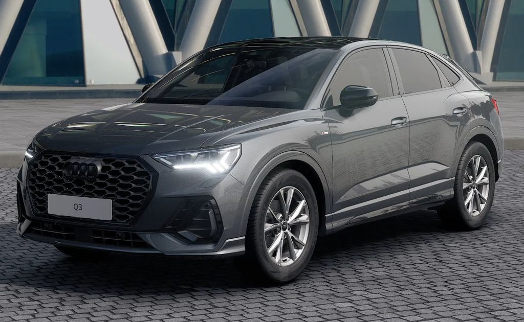Audi Q3 2025 г. Серый, пробег 5998 км
