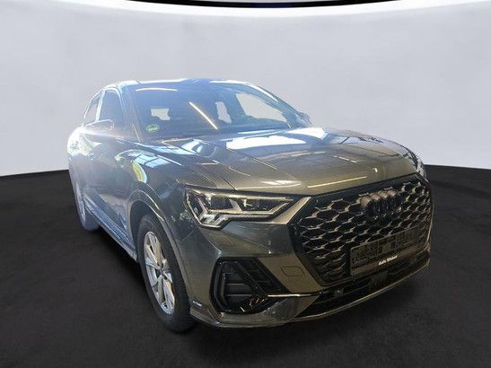 Audi Q3 2025 г. Серый, пробег 5998 км