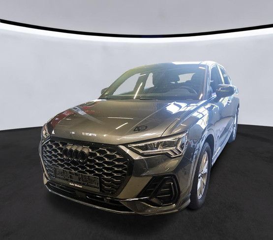 Audi Q3 2025 г. Серый, пробег 5998 км
