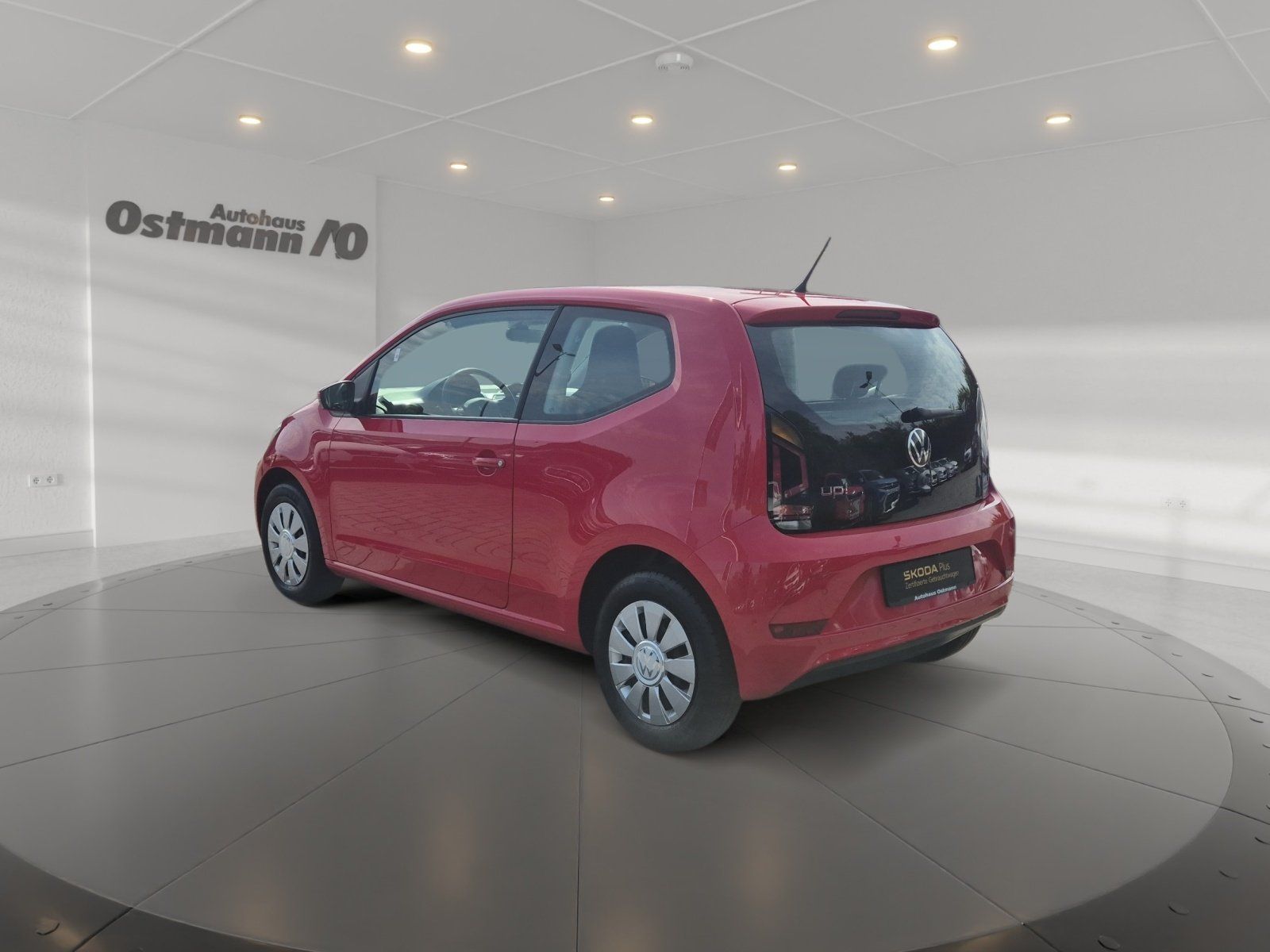 Volkswagen up! 2023 г. Красный, пробег 36391 км