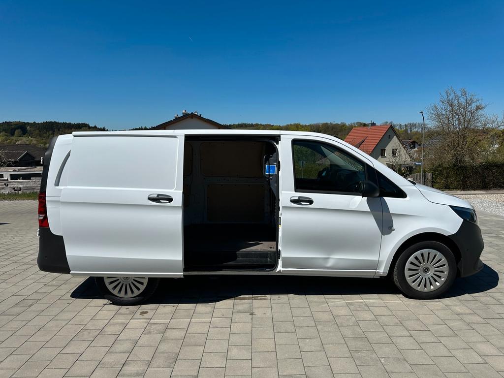 Mercedes-Benz Vito 2025 г. Белый, пробег 48400 км