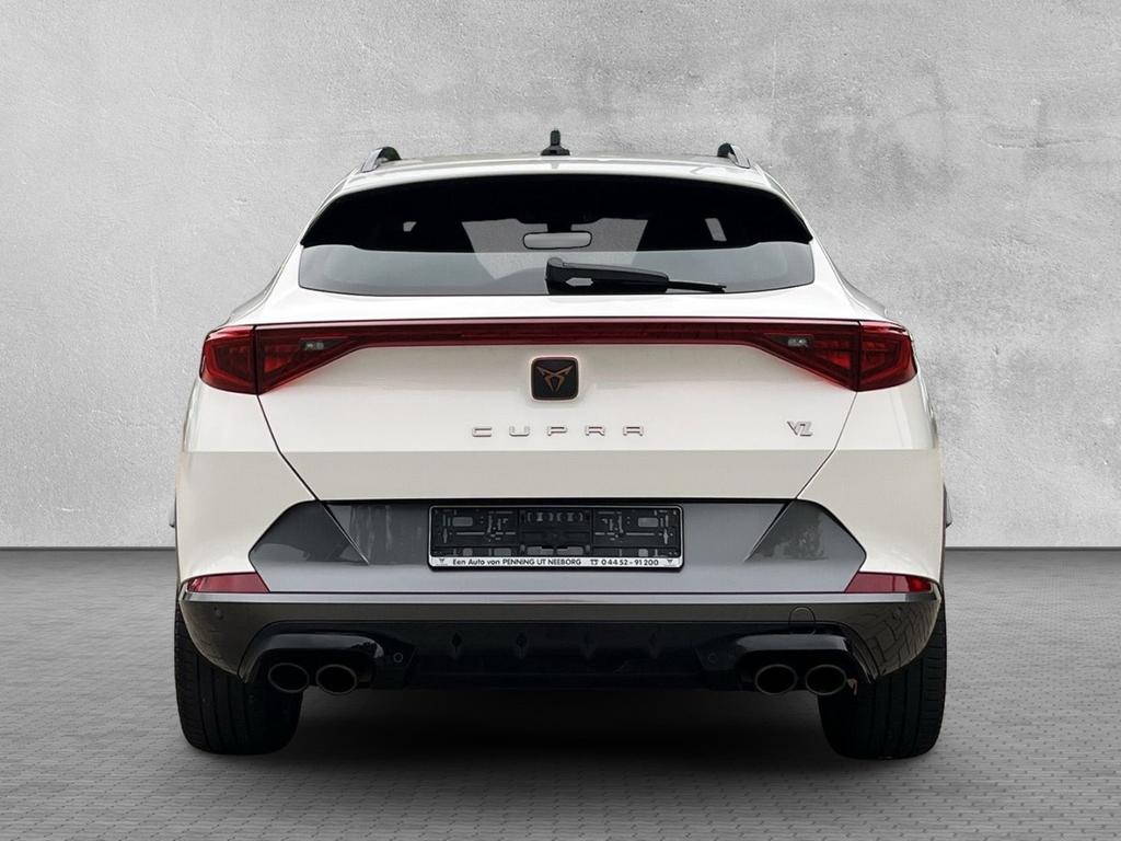 Cupra Formentor 2022 г. Белый, пробег 57524 км