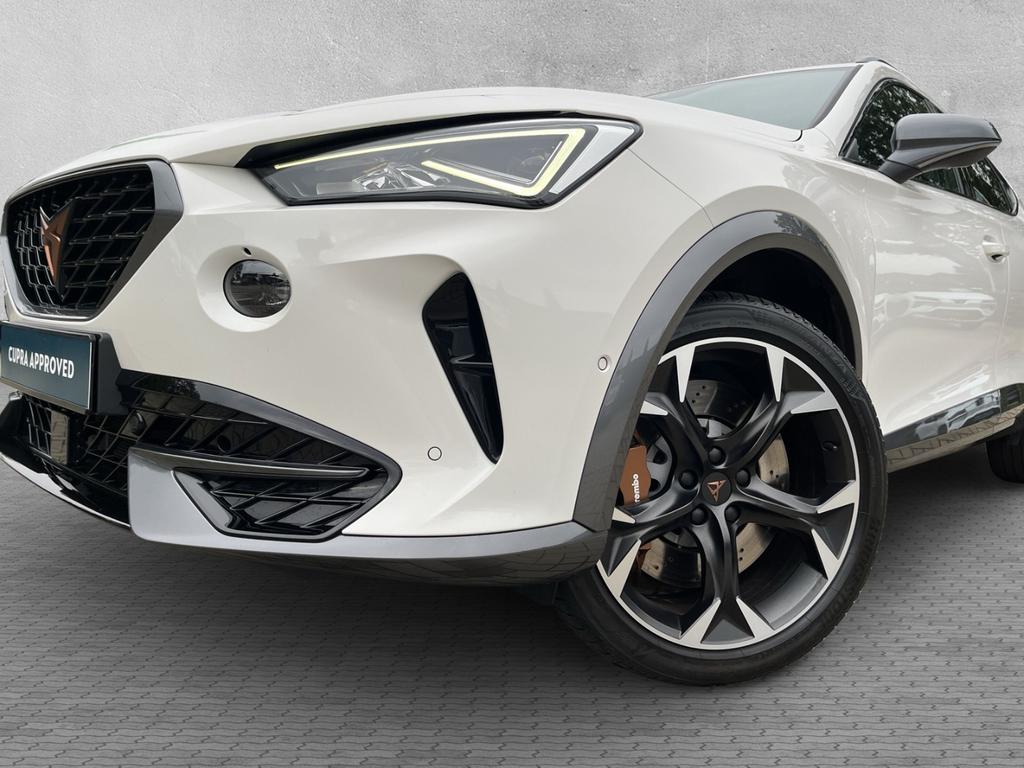 Cupra Formentor 2022 г. Белый, пробег 57524 км