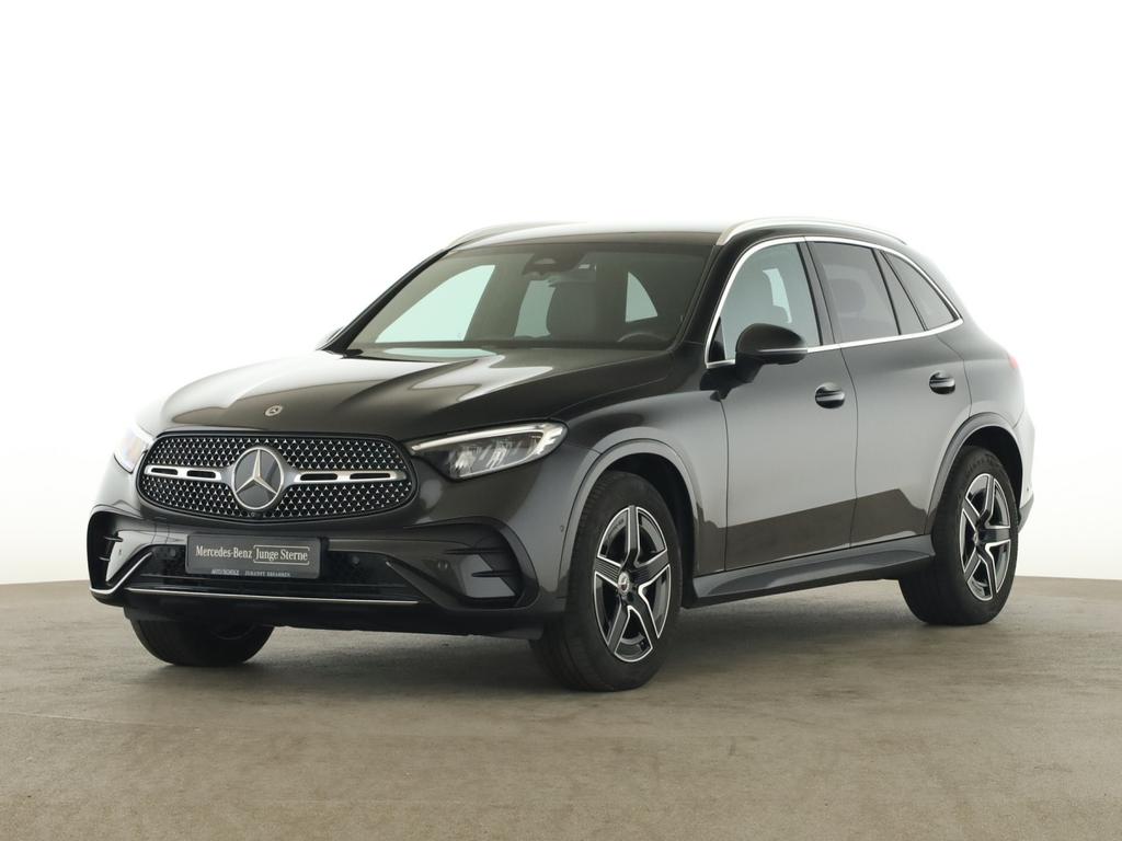 Mercedes-Benz GLC 300 2023 г. Серый, пробег 40180 км
