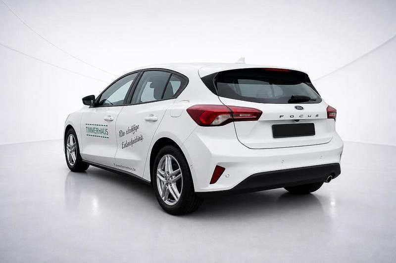 Ford Focus 2022 г. Белый, пробег 57079 км