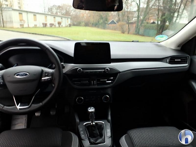 Ford Focus 2022 г. Белый, пробег 57079 км