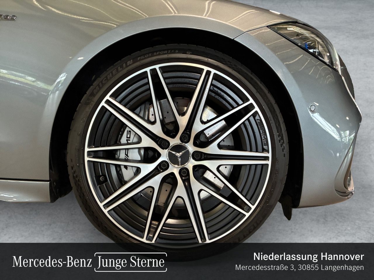 Mercedes-Benz C 43 AMG 2023 г. Серый, пробег 27032 км