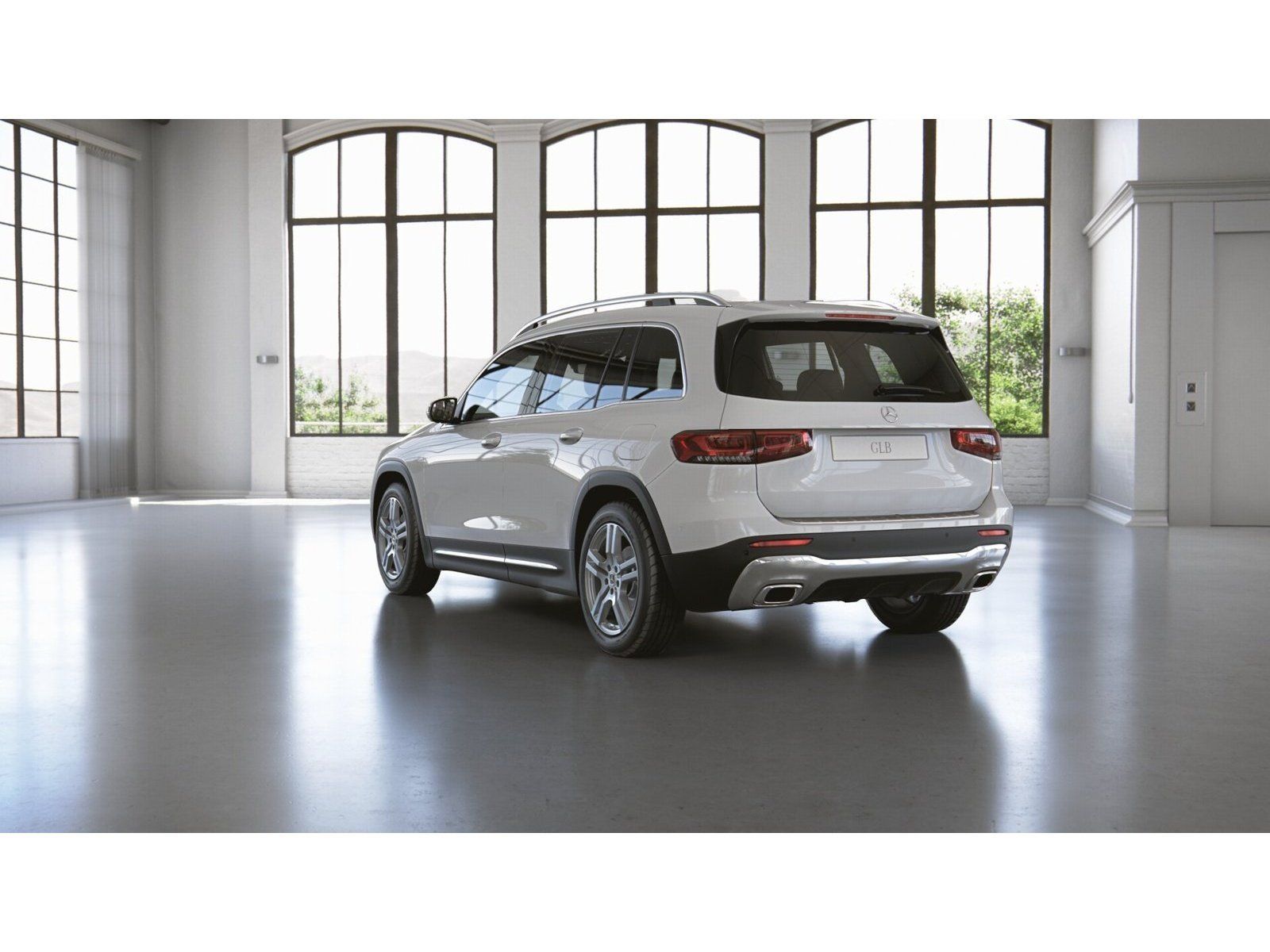 Mercedes-Benz GLB 200 2022 г. Белый, пробег 29293 км
