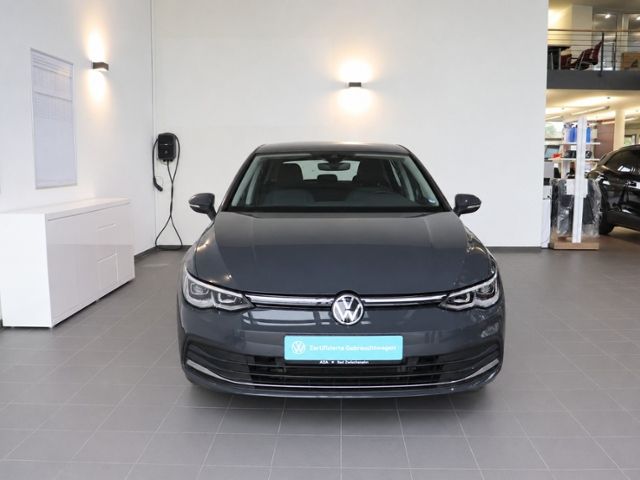 Volkswagen Golf 2023 г. Серый, пробег 39034 км