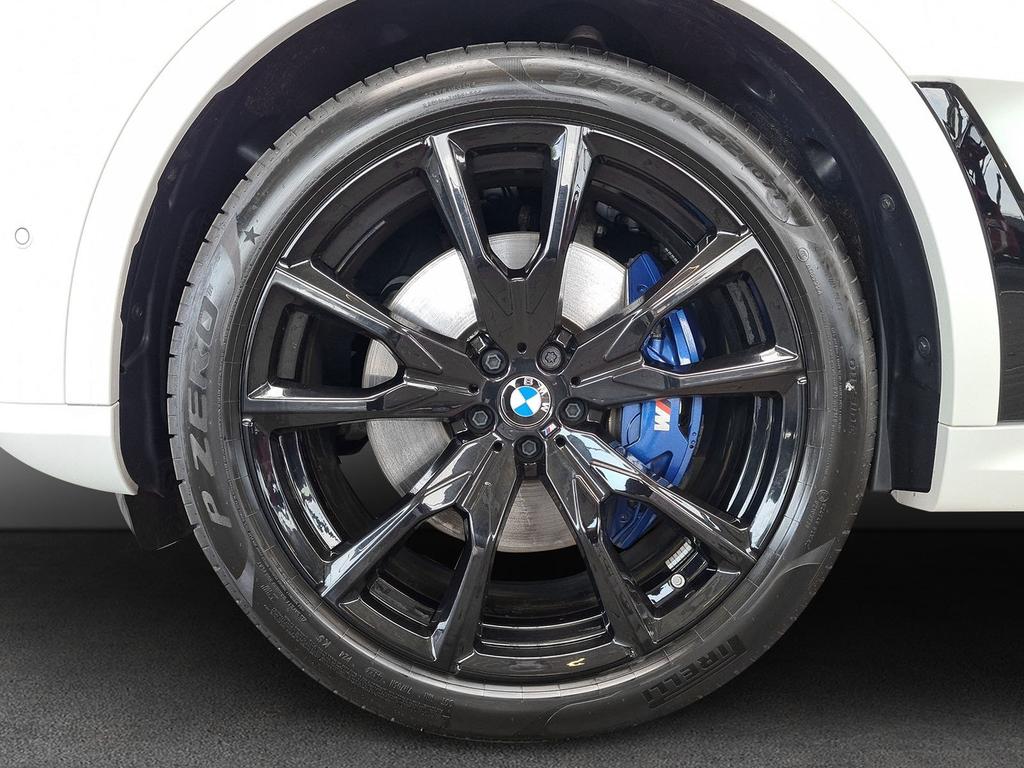 BMW X7 2023 г. Белый, пробег 58400 км