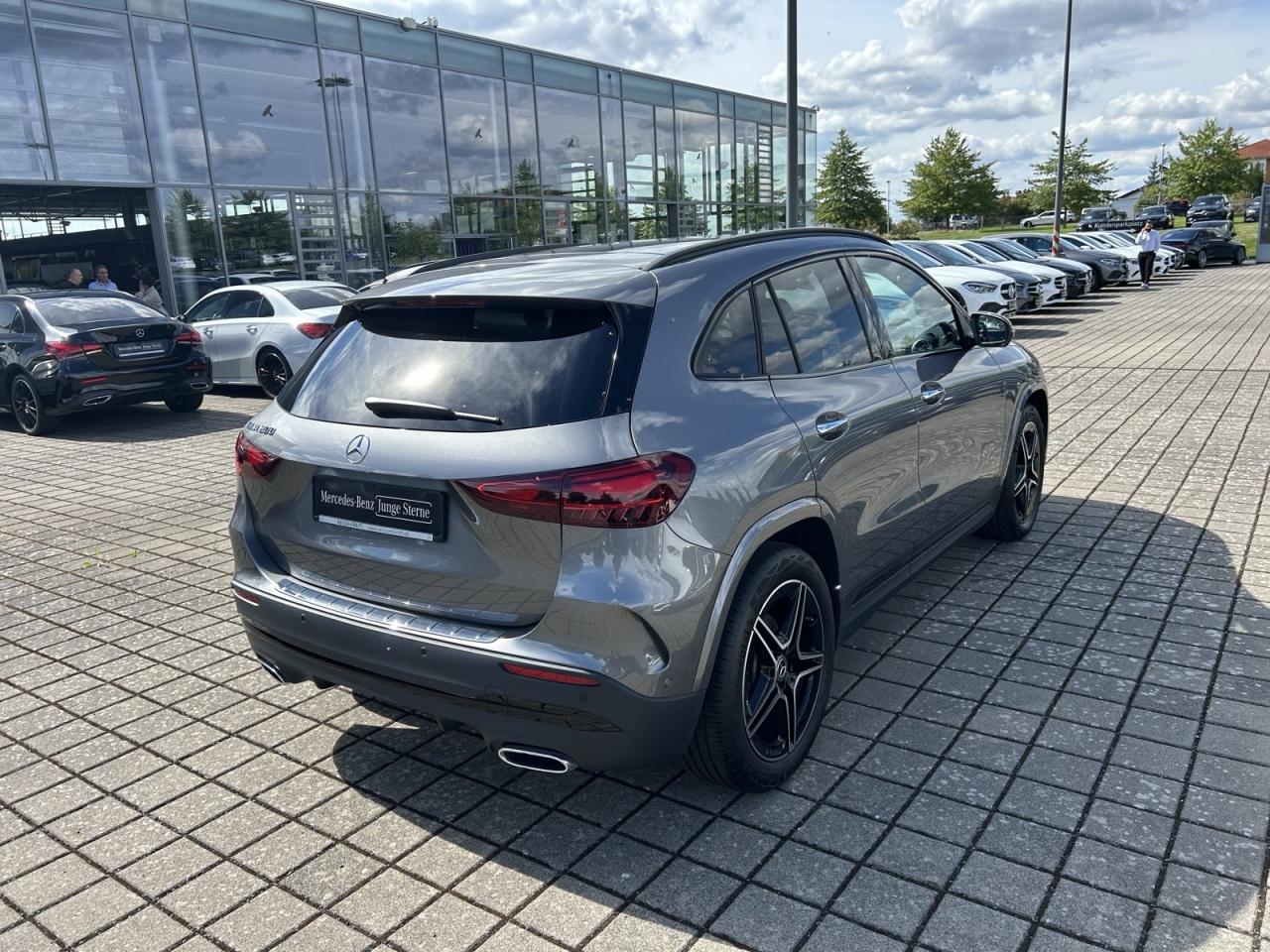 Mercedes-Benz GLA 200 2025 г. Серый, пробег 13100 км