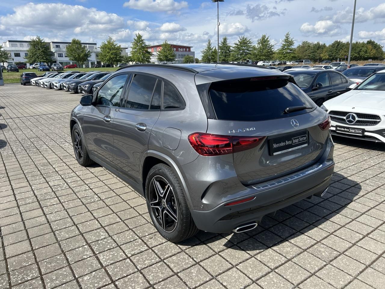 Mercedes-Benz GLA 200 2025 г. Серый, пробег 13100 км