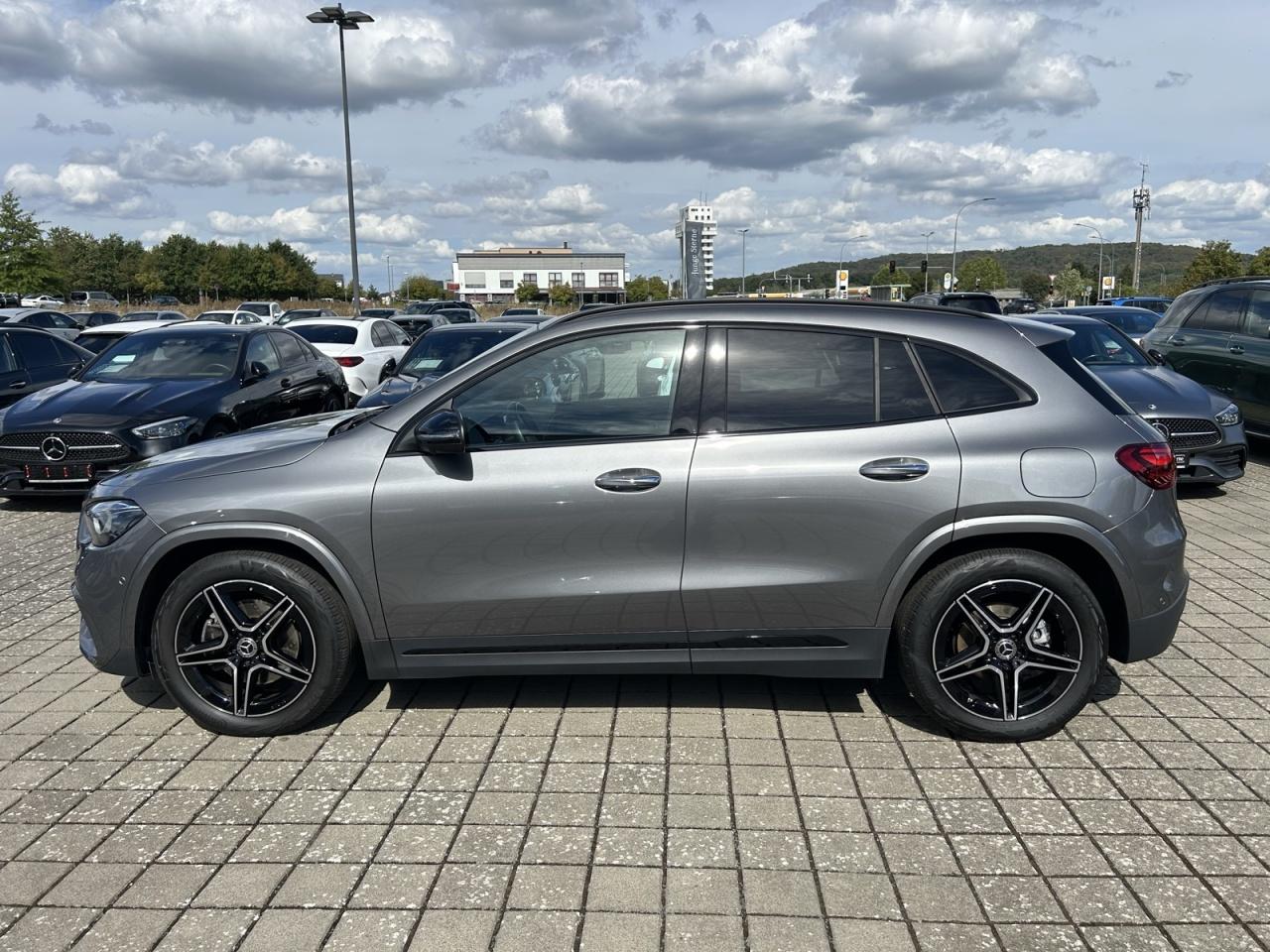 Mercedes-Benz GLA 200 2025 г. Серый, пробег 13100 км