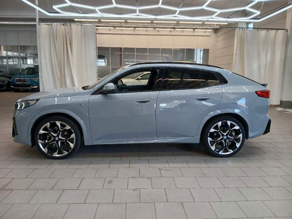 BMW X2 2025 г. Серый, пробег 35100 км