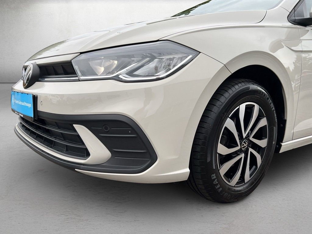 Volkswagen Polo 2023 г. Серый, пробег 49439 км