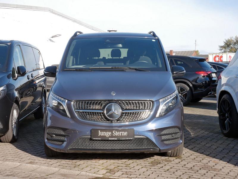 Mercedes-Benz V 220 2024 г. Синий, пробег 58428 км