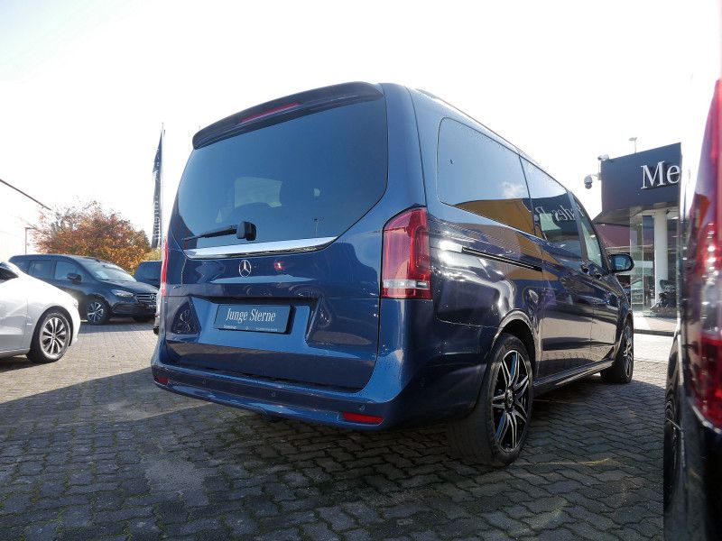 Mercedes-Benz V 220 2024 г. Синий, пробег 58428 км