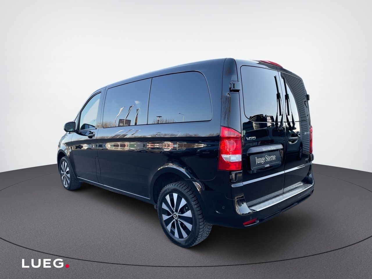 Mercedes-Benz Vito 2024 г. Чёрный, пробег 52200 км