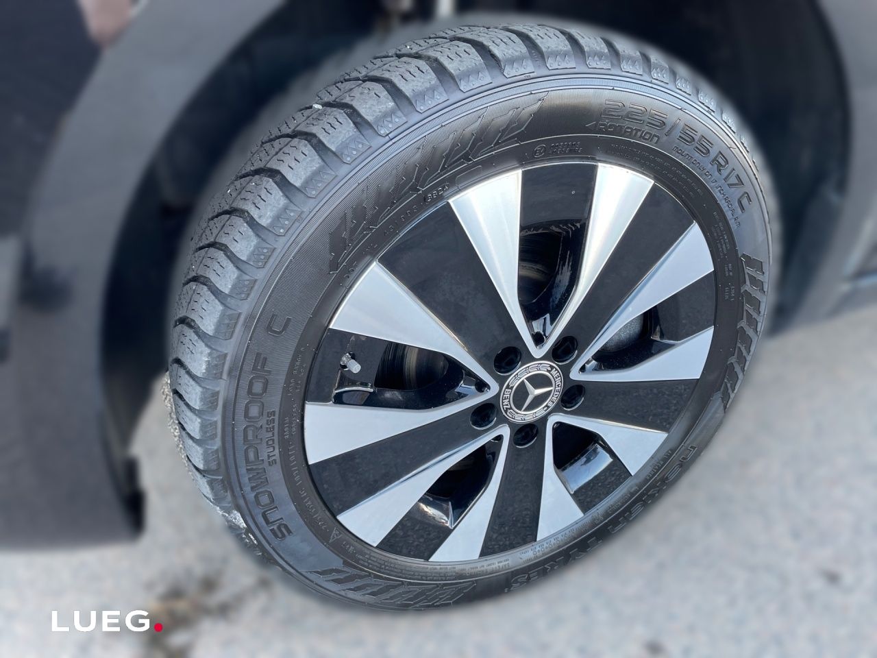 Mercedes-Benz Vito 2024 г. Чёрный, пробег 52200 км