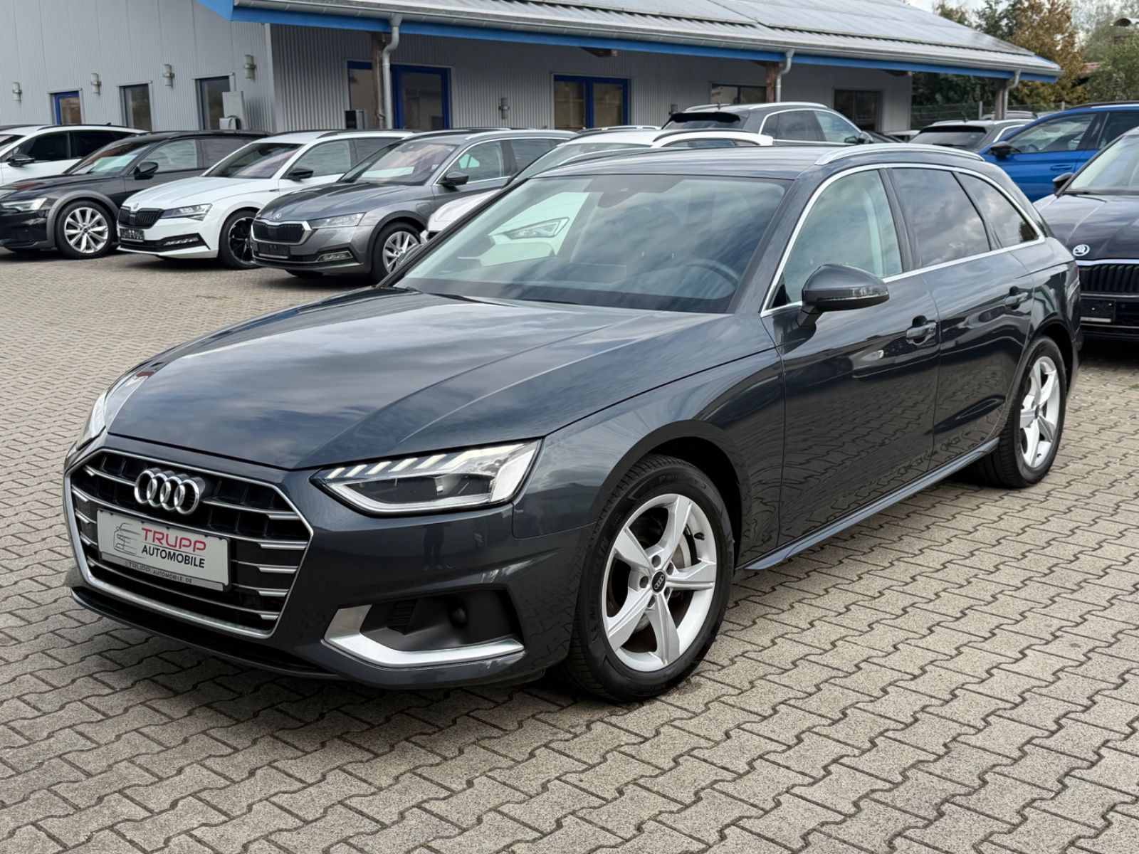 Audi A4 2023 г. Серый, пробег 54859 км