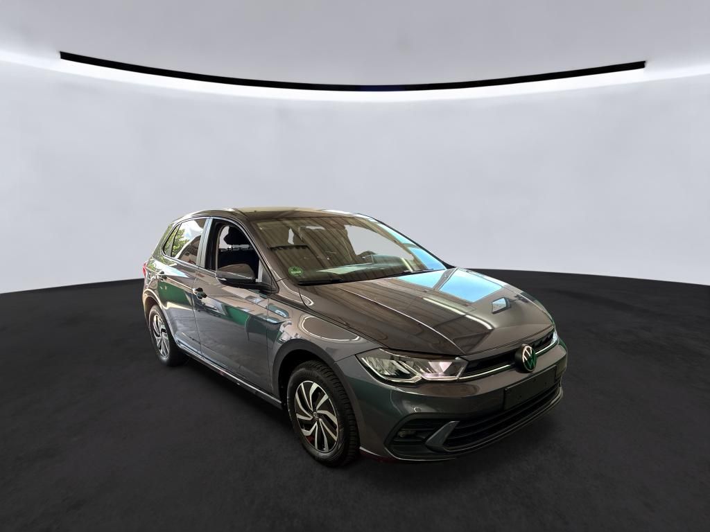 Volkswagen Polo 2022 г. Серый, пробег 12953 км