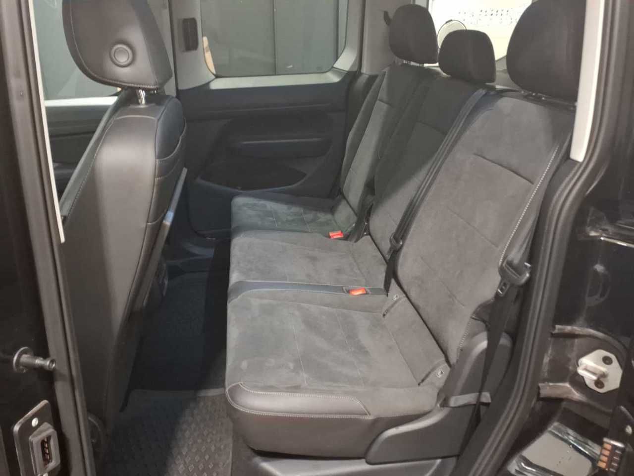Volkswagen Caddy 2025 г. Чёрный, пробег 27500 км