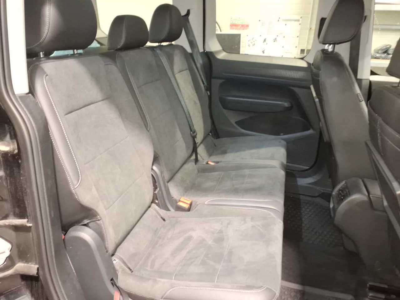 Volkswagen Caddy 2025 г. Чёрный, пробег 27500 км