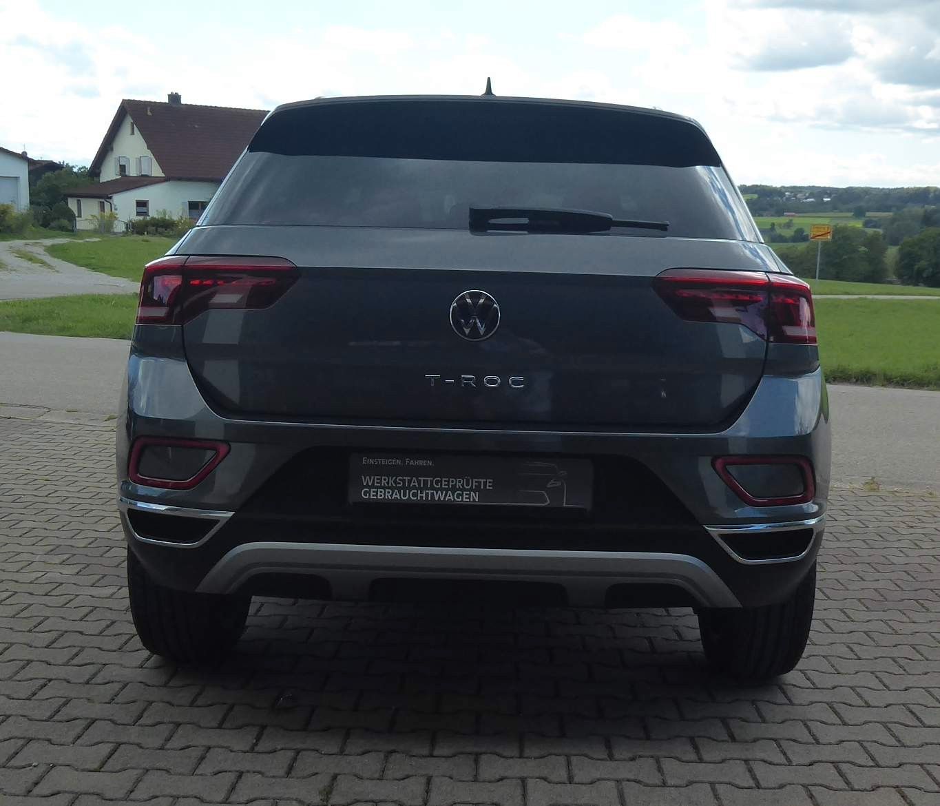 Volkswagen T-Roc 2023 г. Серый, пробег 42325 км