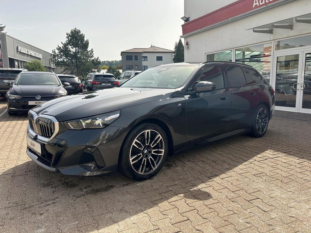 BMW 520 2025 г. Серый, пробег 44100 км