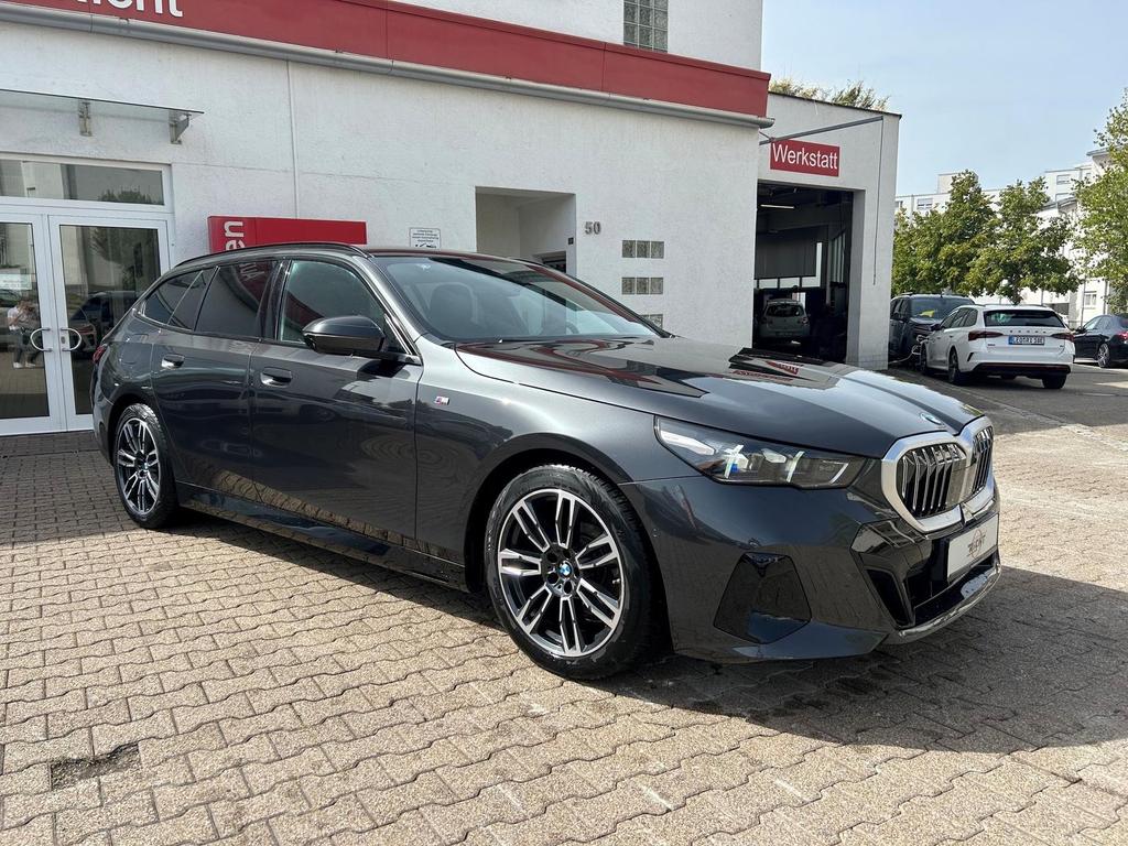 BMW 520 2025 г. Серый, пробег 44100 км