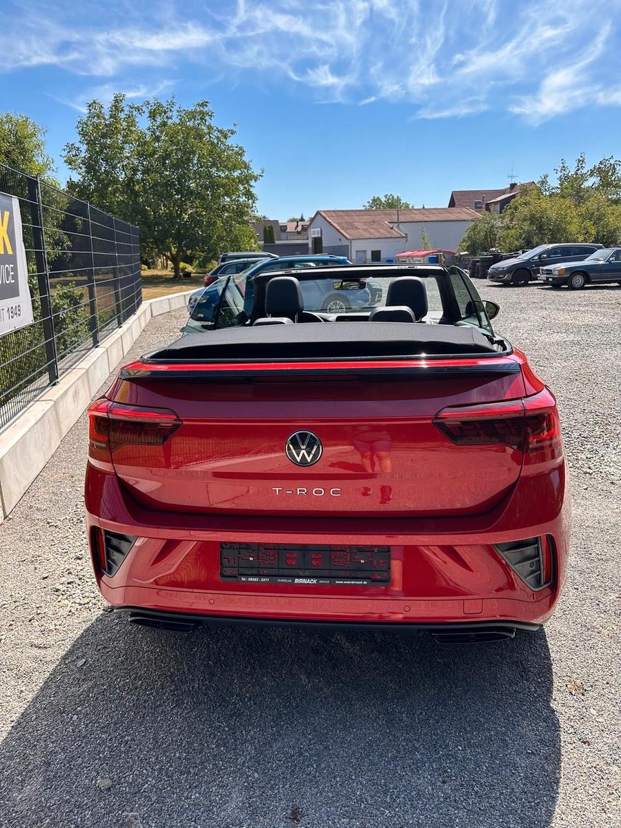 Volkswagen T-Roc 2022 г. Красный, пробег 42000 км