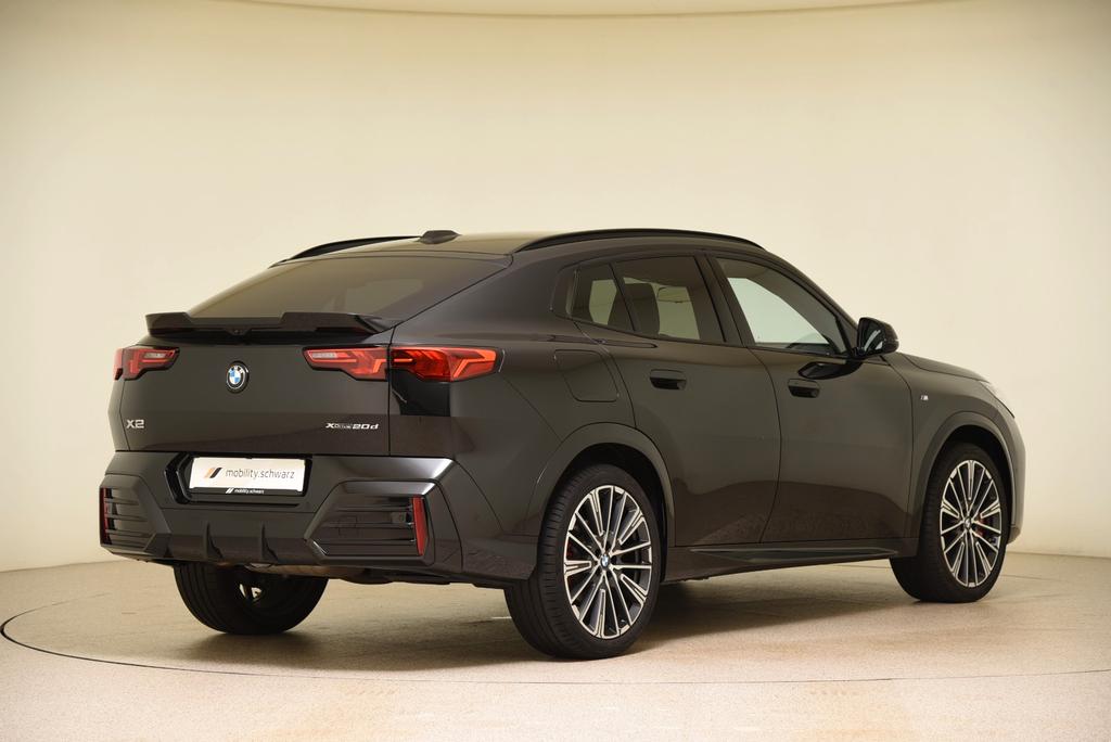 BMW X2 2025 г. Чёрный, пробег 36500 км
