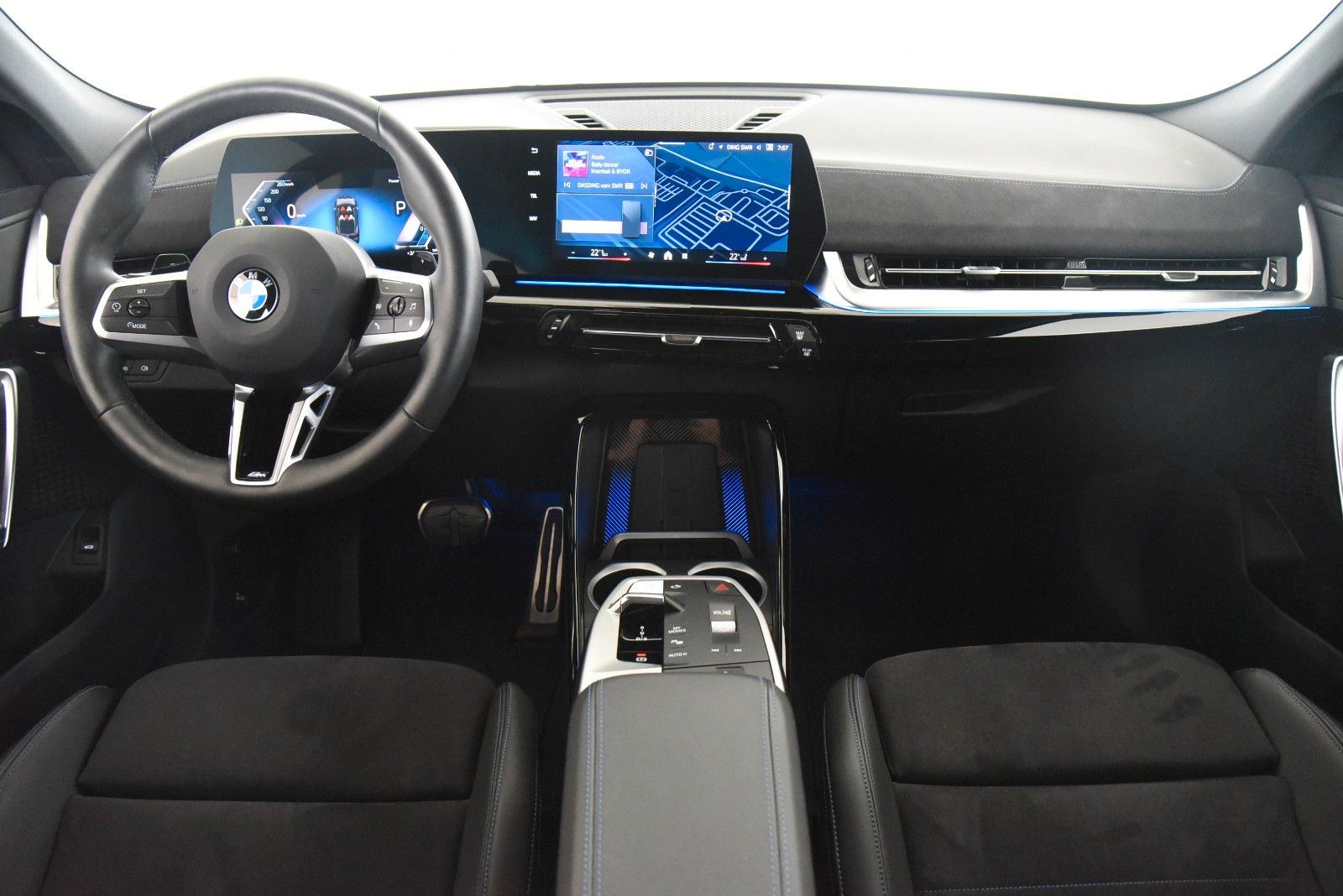 BMW X2 2025 г. Чёрный, пробег 36500 км